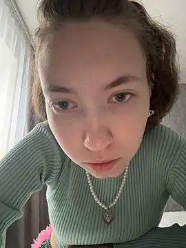 Holy Poly online show from November 27, 2025, 8:16 am