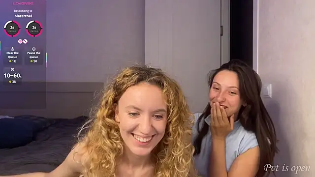 Snapshot of Play_Me_Softly chatting on July 5, 2026, 8:38 pm Play Me Softly online show from July 5, 2026, 8:38 pm