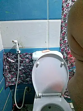 Snapshot of mnbvcxzqwertyuiop1235 chatting on January 10, 2026, 11:53 pm mnbvcxzqwertyuiop1235 online show from January 10, 2026, 11:53 pm