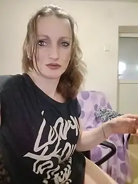 Snapshot of CrazyMaya39 chatting on April 3, 2026, 9:18 am CrazyMaya39 online show from April 3, 2026, 9:18 am