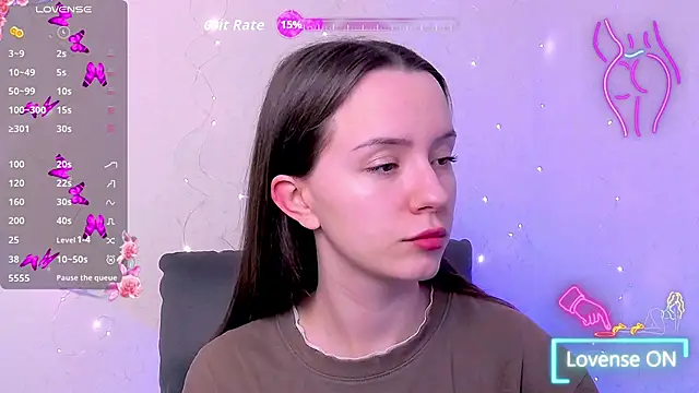 BellaVelure6767 online show from May 13, 2026, 10:49 pm