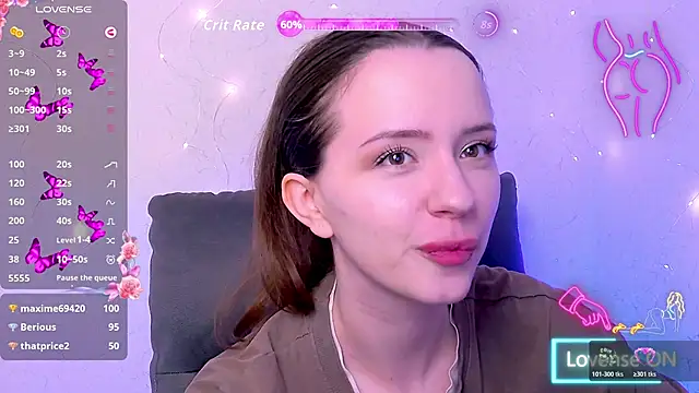BellaVelure6767 online show from May 15, 2026, 10:50 pm
