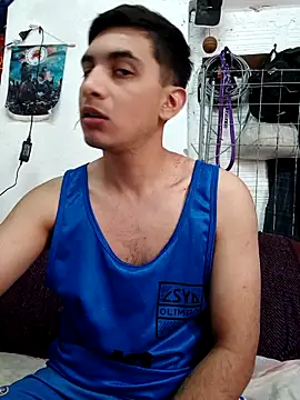 Snapshot of sweetmilker chatting on November 16, 2025, 2:44 pm sweetmilker online show from November 16, 2025, 2:44 pm