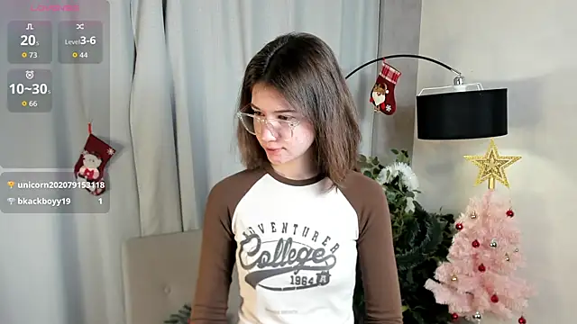 MarilynMun online show from January 6, 2026, 2:04 am