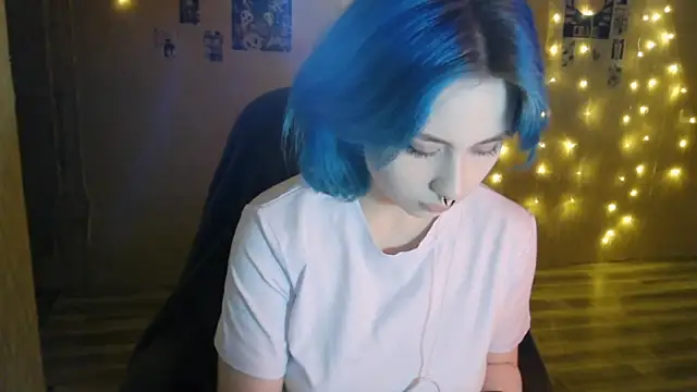 Snapshot of caramelleia chatting on November 30, 2025, 11:53 pm caramelleia online show from November 30, 2025, 11:53 pm