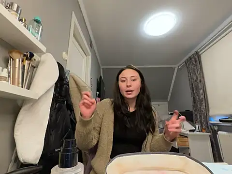 Lockig online show from November 26, 2025, 1:56 pm