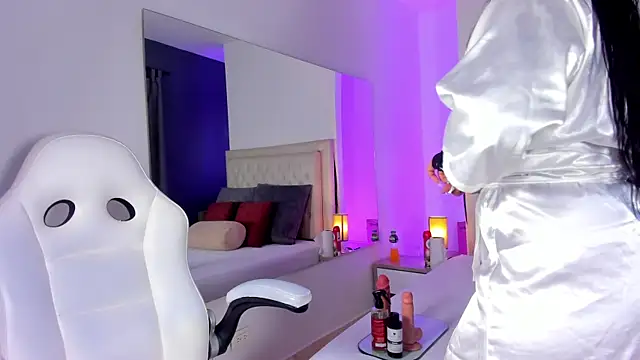 violeta santanna online show from January 14, 2026, 6:13 pm