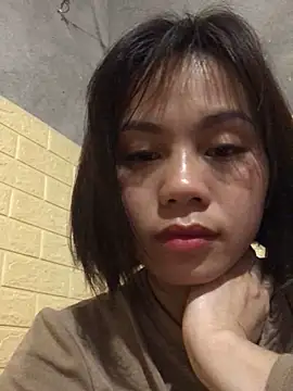 Snapshot of Trangbabylove chatting on February 27, 2026, 12:32 am Trangbabylove online show from February 27, 2026, 12:32 am