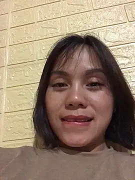 Trangbabylove online show from March 4, 2026, 6:14 pm