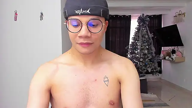 Snapshot of MarcoKostov chatting on November 27, 2025, 8:44 pm MarcoKostov online show from November 27, 2025, 8:44 pm