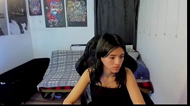 Candy  Girll18 online show from February 24, 2026, 12:41 am