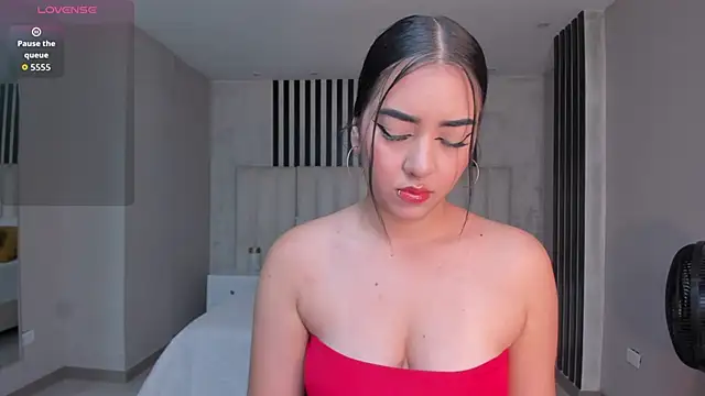 Snapshot of SophieLanne chatting on November 30, 2025, 11:31 pm SophieLanne online show from November 30, 2025, 11:31 pm