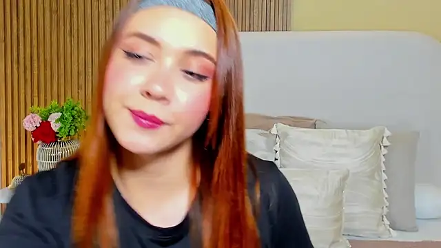 Snapshot of LondraBlush chatting on March 20, 2026, 11:37 am LondraBlush online show from March 20, 2026, 11:37 am