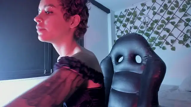 Anny Kiitty online show from February 1, 2026, 4:11 am