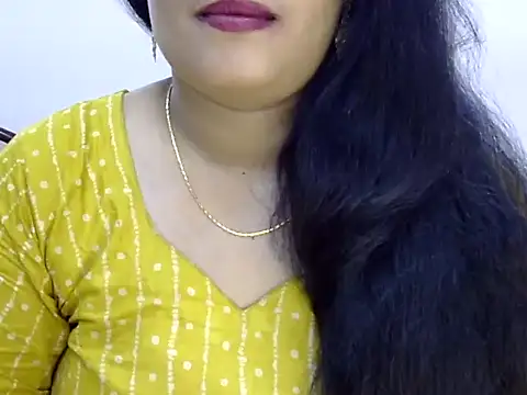 Muskan Jha online show from May 11, 2026, 7:36 am