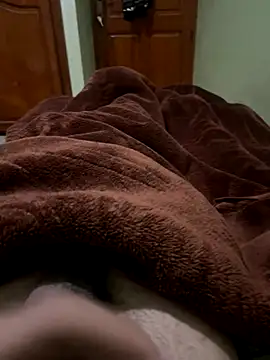 Snapshot of yassssst chatting on November 27, 2025, 6:43 pm yassssst online show from November 27, 2025, 6:43 pm