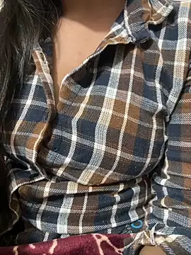 Snapshot of Lilly_islive chatting on November 16, 2025, 3:39 pm Lilly islive online show from November 16, 2025, 3:39 pm