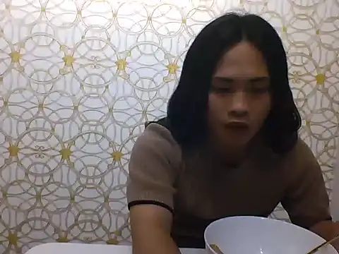 hugecockhiraya online show from December 1, 2025, 7:46 am