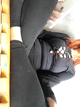 Snapshot of ruivinhahothot chatting on November 15, 2025, 3:19 pm ruivinhahothot online show from November 15, 2025, 3:19 pm