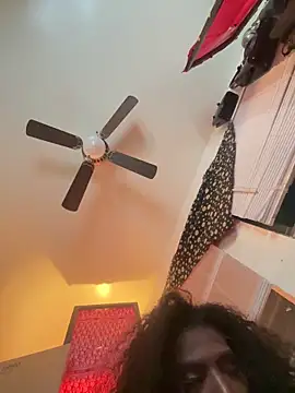 Snapshot of Motherbigbus chatting on March 20, 2026, 7:02 am Motherbigbus online show from March 20, 2026, 7:02 am