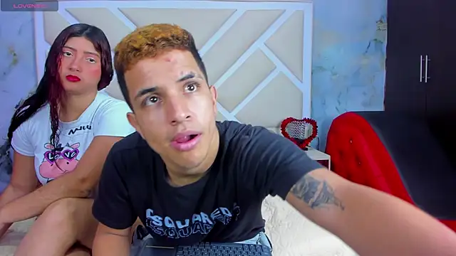 TrioPecadoVIP online show from November 25, 2025, 6:13 am