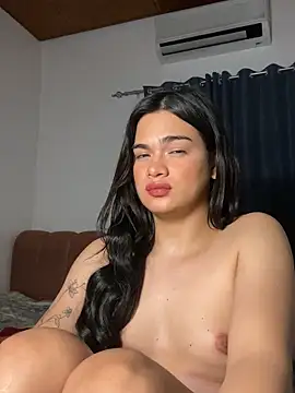 fairuu online show from November 25, 2025, 5:02 pm