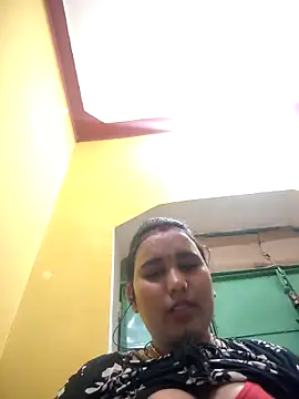 Snapshot of Sexi_soniy432 chatting on March 3, 2026, 5:41 pm Sexi soniy432 online show from March 3, 2026, 5:41 pm