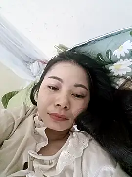 Moon-night222 online show from December 5, 2025, 12:52 am