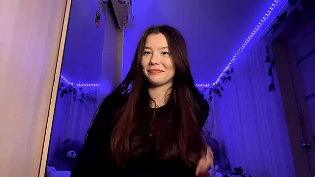 CutieSlim online show from November 28, 2025, 2:09 pm