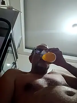 nard53 online show from March 5, 2026, 10:28 pm