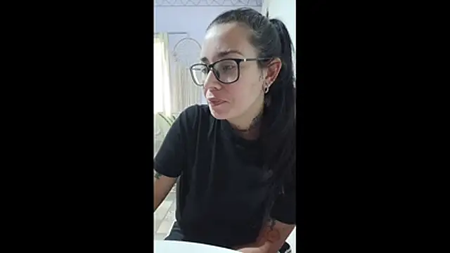 StarNinf4 online show from April 8, 2026, 4:51 pm