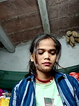 Snapshot of Xdriya chatting on November 18, 2025, 1:22 am Xdriya online show from November 18, 2025, 1:22 am