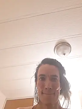 MaitressePomme3 online show from February 12, 2026, 2:06 am