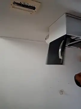 CLARO123F online show from December 18, 2025, 9:54 pm