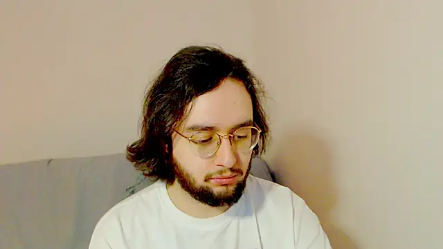 Snapshot of eren_jaeger2000 chatting on January 10, 2026, 3:30 am eren jaeger2000 online show from January 10, 2026, 3:30 am