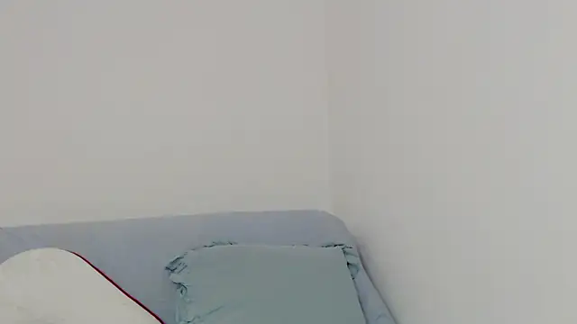 Snapshot of eren_jaeger2000 chatting on January 11, 2026, 5:12 am eren jaeger2000 online show from January 11, 2026, 5:12 am