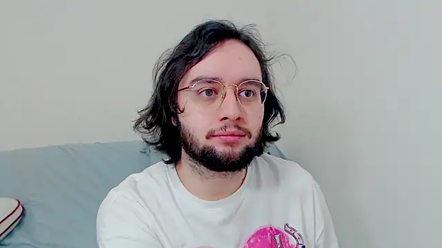 Snapshot of eren_jaeger2000 chatting on January 15, 2026, 2:27 am eren jaeger2000 online show from January 15, 2026, 2:27 am