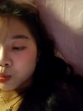 Snapshot of Baa-bee22 chatting on July 6, 2026, 6:21 am Baa-bee22 online show from July 6, 2026, 6:21 am
