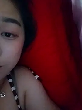 Snapshot of Baa-bee22 chatting on July 15, 2026, 6:07 am Baa-bee22 online show from July 15, 2026, 6:07 am