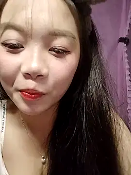 Snapshot of Baa-bee22 chatting on July 19, 2026, 1:42 am Baa-bee22 online show from July 19, 2026, 1:42 am