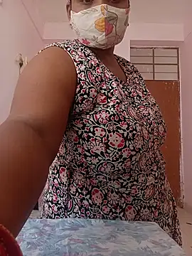 Snapshot of CUTE-LOVE-SWEETS chatting on June 23, 2026, 4:21 am CUTE-LOVE-SWEETS online show from June 23, 2026, 4:21 am