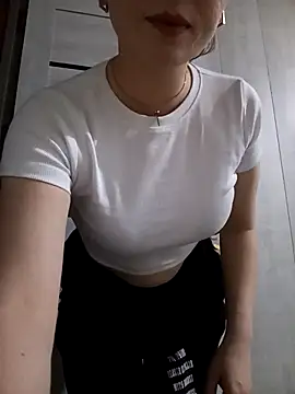 Alexandra-fox online show from April 23, 2026, 3:03 pm