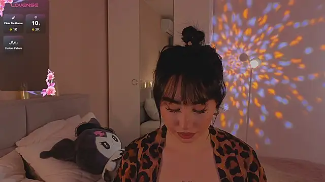 Snapshot of Lia_May chatting on November 25, 2025, 2:11 am Lia May online show from November 25, 2025, 2:11 am