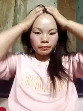 yu-zhen online show from December 14, 2025, 1:16 pm