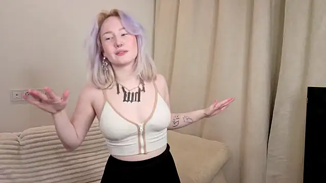 Snapshot of RanaKaduk chatting on November 21, 2025, 4:33 am RanaKaduk online show from November 21, 2025, 4:33 am