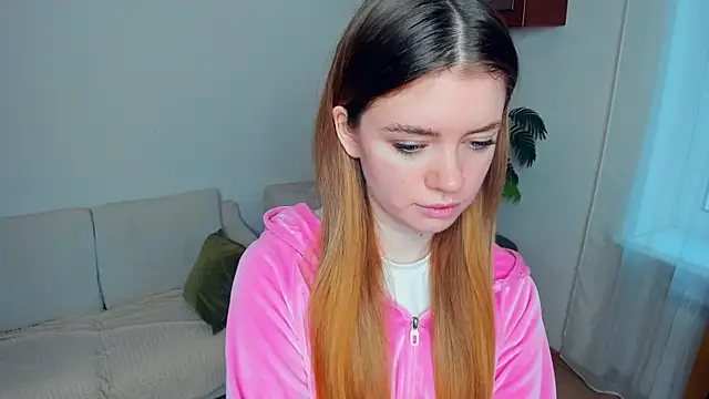 AngelesBenitz online show from November 29, 2025, 7:11 am