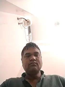 Snapshot of Sagarnp chatting on November 18, 2025, 11:37 pm Sagarnp online show from November 18, 2025, 11:37 pm