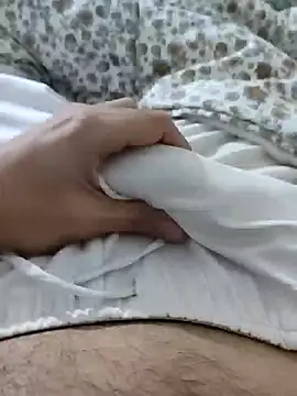 Snapshot of berkkderlerr chatting on November 17, 2025, 3:51 pm berkkderlerr online show from November 17, 2025, 3:51 pm