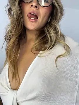 Snapshot of GeorginaBlack chatting on February 22, 2026, 6:06 pm GeorginaBlack online show from February 22, 2026, 6:06 pm