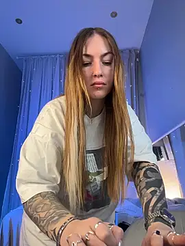Snapshot of Tattitude_ chatting on April 14, 2026, 11:05 am Tattitude online show from April 14, 2026, 11:05 am